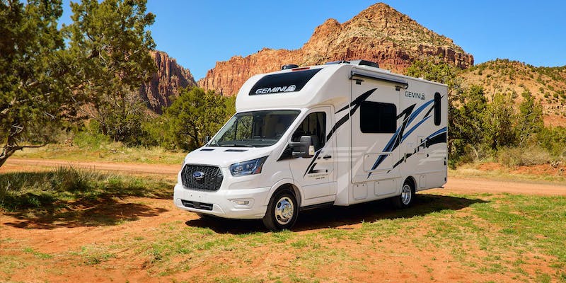 Gemini AWD HD Max Crystal Blue exterior in Utah scenery