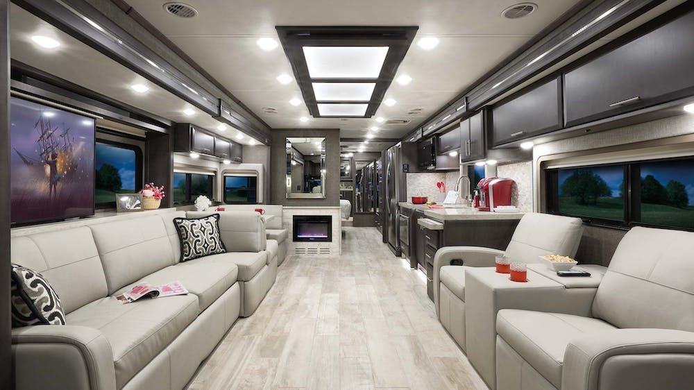 2022 Thor Venetian Class A Diesel Pusher RV F42 Front to Back - Studio Collection™ Vespa Regatta Cabinetry