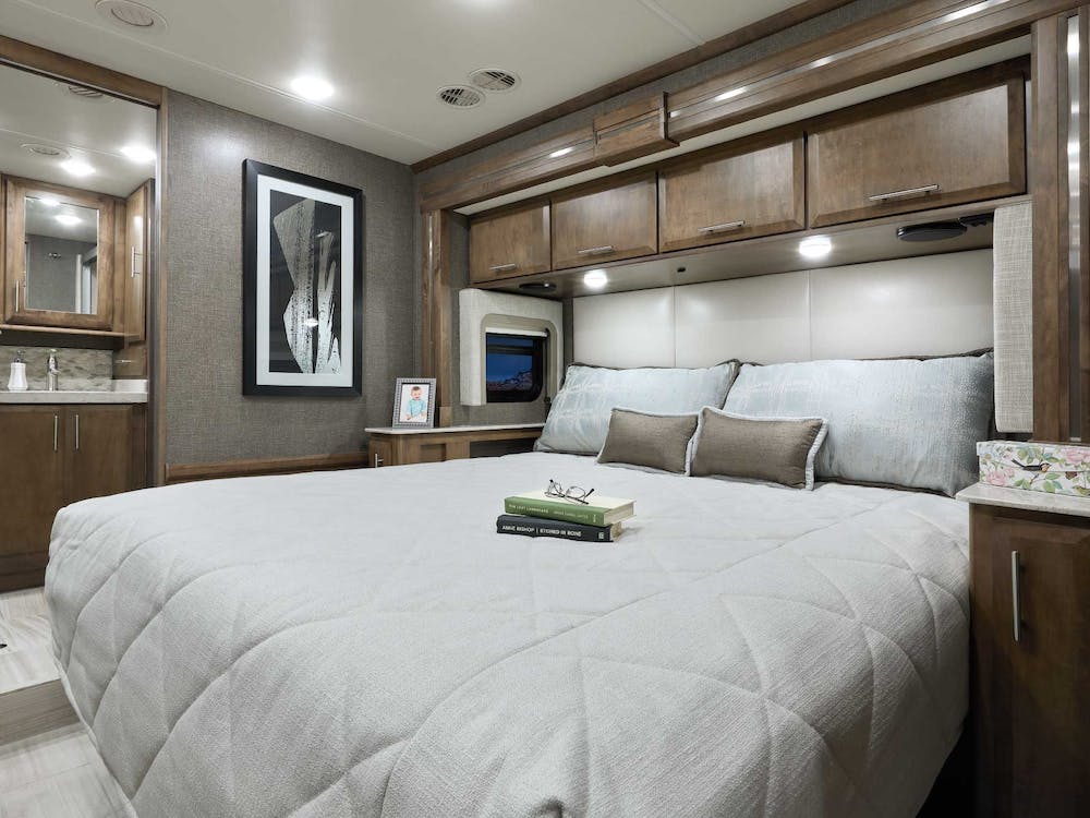 2022 Thor Venetian Class A Diesel Pusher RV R40 Tilt-A-View® Bed - Studio Collection™ Moonraker Sanibel Cabinetry