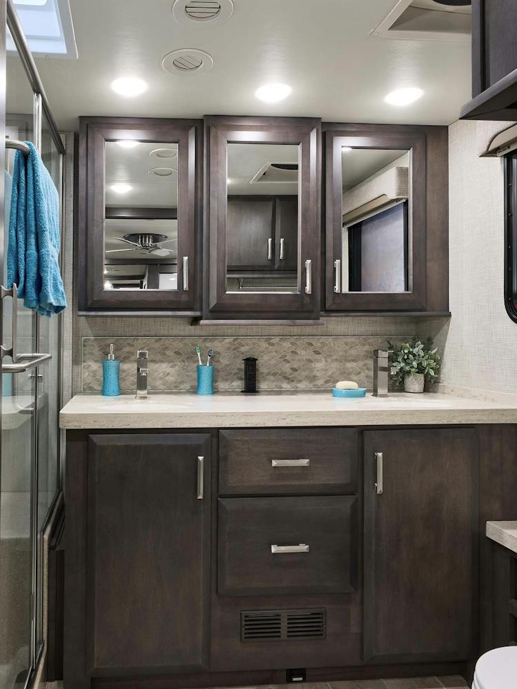 2022 Thor Tuscany Class A Diesel Pusher RV 45BX Master Bathroom - Studio Collection™ Portofino Regatta Cabinetry