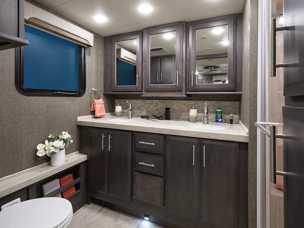 2022 Thor Venetian Class A Diesel Pusher RV F42 Dual Vanity Bath - Studio Collection™ Vespa Regatta Cabinetry