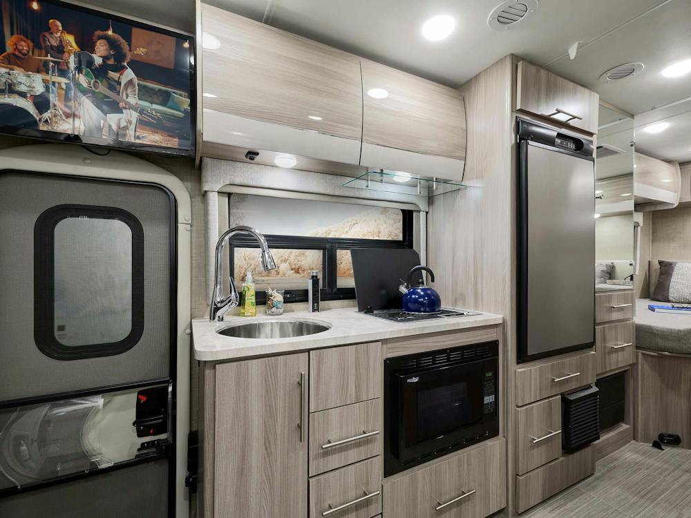 Gemini AWD 24KB Kitchen